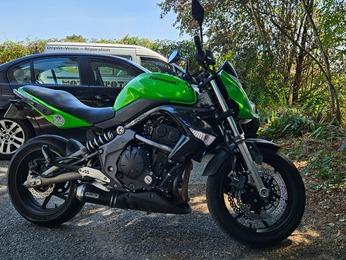 ER6N 650 VERT